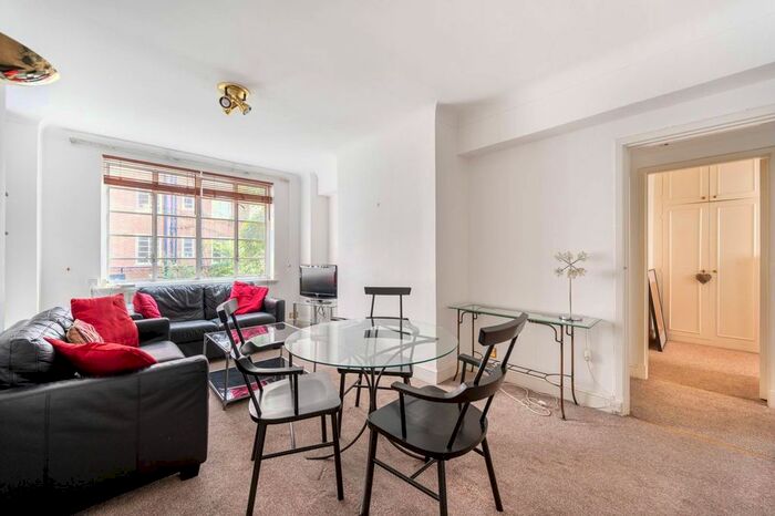 2 Bedroom Flat To Rent In St Petersburgh Place, Bayswater, London, W2