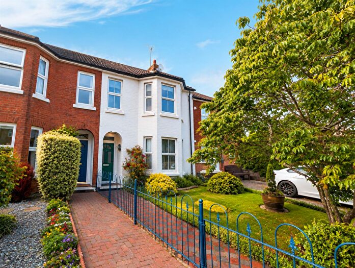 3 Bedroom Semi Detached House To Rent In Maldon Road, Colchester, CO3