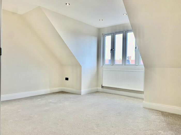 1 Bedroom Flat To Rent In Indus Court, Epsom Road, CR0