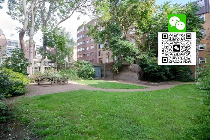 2 Bedroom Flat To Rent In West Cromwell Road, Earls Court, SW5