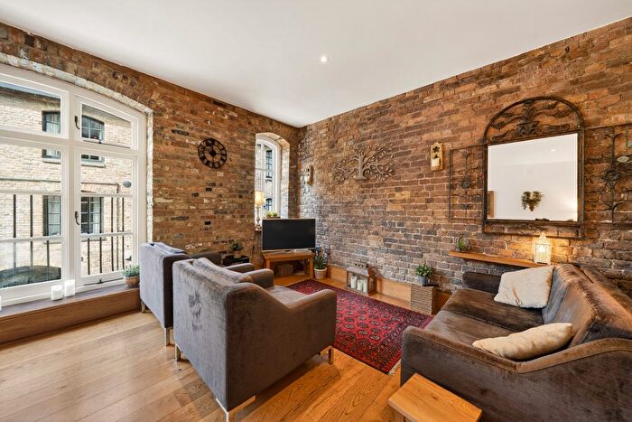 2 Bedroom Flat For Sale In Maltings Place, Tower Bridge Road, London, SE1
