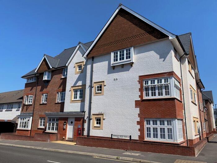 2 Bedroom Flat To Rent In Hermitage Wood Road, Bristol, BS16