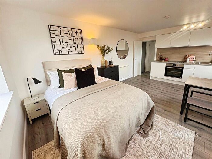 Studio To Rent In Howard Place, Brighton, East Sussex, BN1