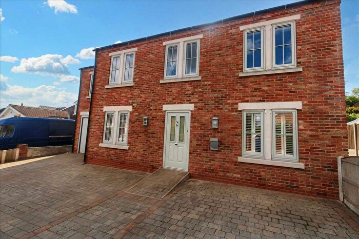6 Bedroom Detached House To Rent In Trough Road, Watnall, Nottingham, NG16