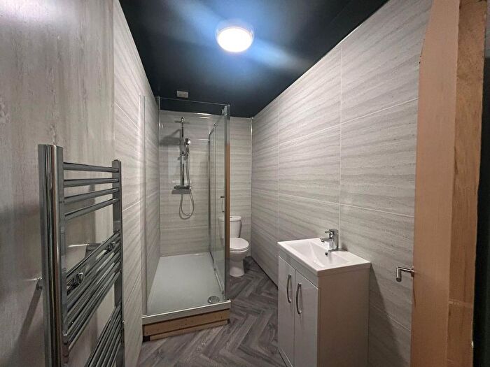 3 Bedroom Flat To Rent In Hill Park Crescent, Apt, Plymouth, PL4