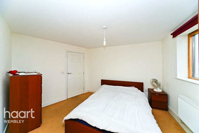 1 Bedroom Apartment To Rent In Shakespeare Road, London, NW10