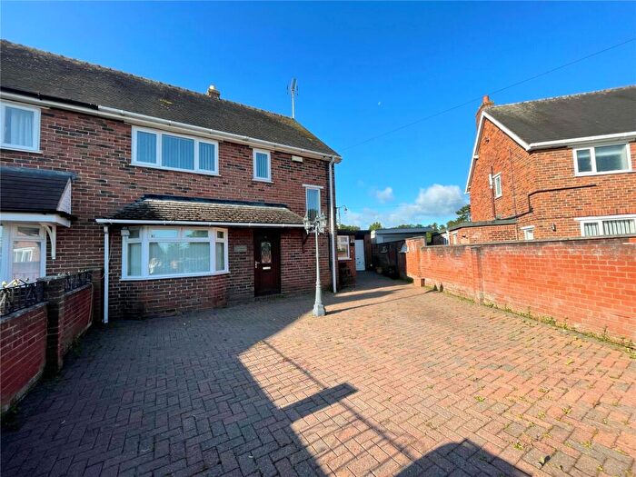 3 Bedroom Semi-Detached House For Sale In Bedwell Crescent, Cross Lanes, Wrexham, LL13