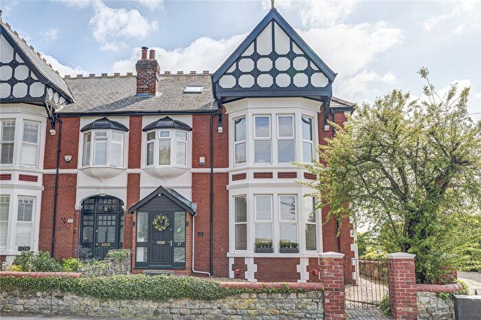 6 Bedroom Semi Detached House For Sale In Okus Road, Old Town, Swindon, Wiltshire, SN1