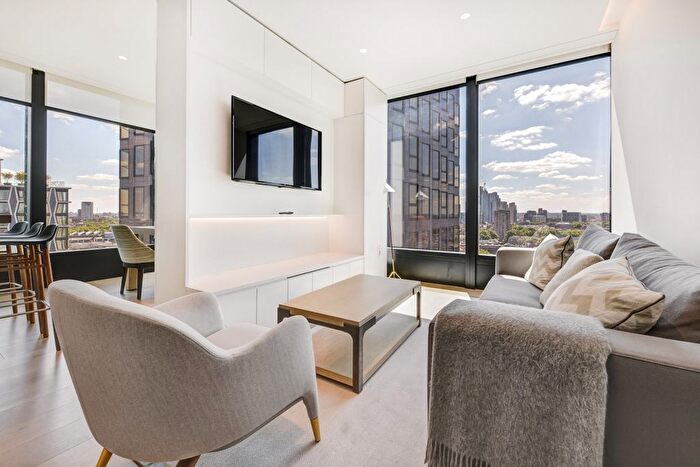 3 Bedroom Flat To Rent In Buckingham Gate, London, SW1E