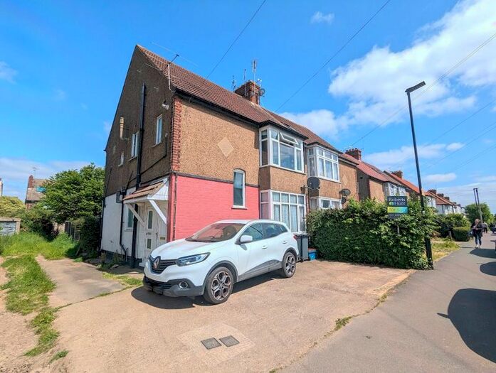 1 Bedroom Flat To Rent In Imperial Road, Feltham, TW14