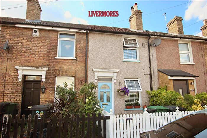2 Bedroom Terraced House For Sale In St. Albans Road, Dartford, DA1