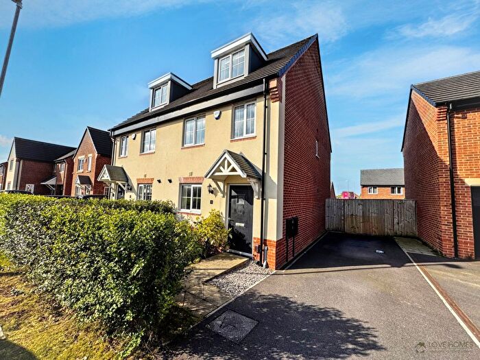 3 Bedroom Semi-Detached House To Rent In Walkford Close, Cottam, PR4