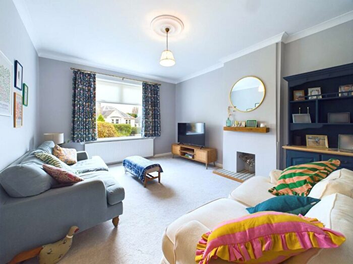 3 Bedroom Detached House To Rent In Drylaw Crescent, Blackhall, Edinburgh, EH4