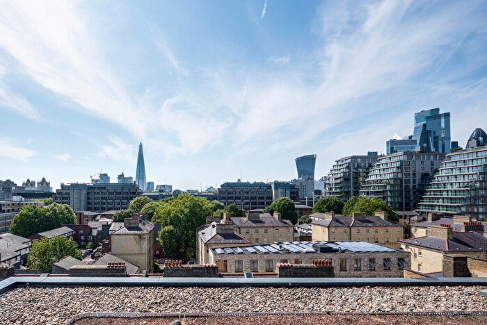 1 Bedroom Apartment For Sale In Dock Street, Aldgate, E1