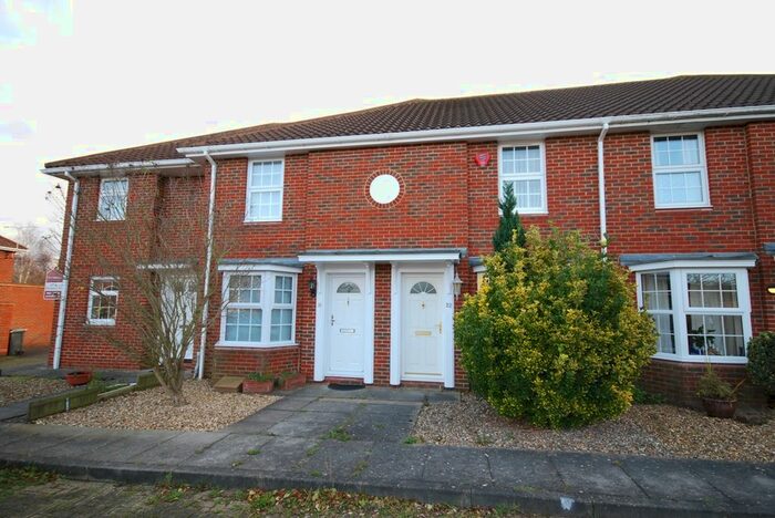 2 Bedroom Terraced House To Rent In Longcroft Gardens, Welwyn Garden City, AL8