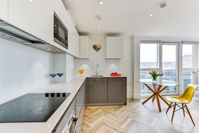 2 Bedroom Flat To Rent In Fleet Street, Brighton, BN1