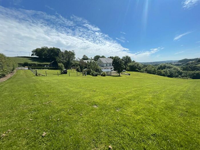 4 Bedroom Detached House For Sale In Abergwili, Carmarthen, SA31