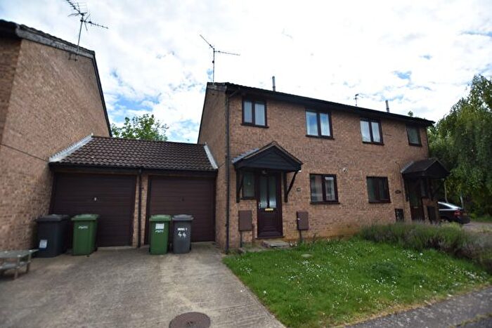 3 Bedroom Semi-Detached House To Rent In Hadrians Court, Peterborough, PE2