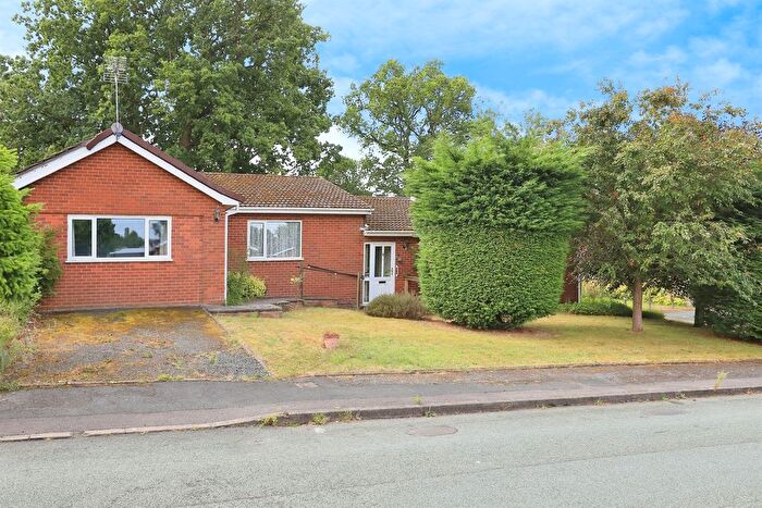 4 Bedroom Detached Bungalow For Sale In Elizabeth Grove, Highley, Bridgnorth, WV16