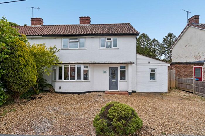 4 Bedroom Semi-Detached House For Sale In Ridgeway, Berkhamsted, HP4