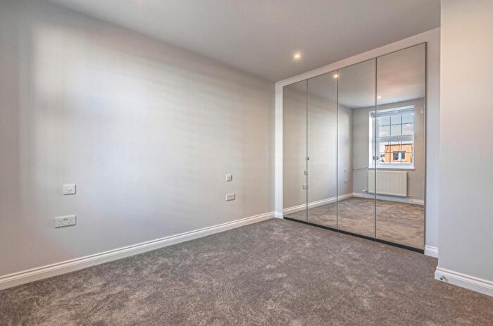 1 Bedroom Flat To Rent In Hill Road Sutton, SM1