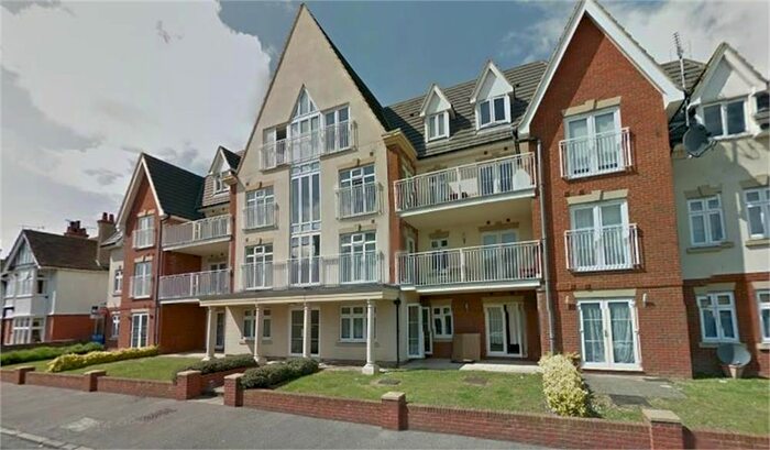 2 Bedroom Flat To Rent In St. Mildreds Road, Ramsgate, CT11