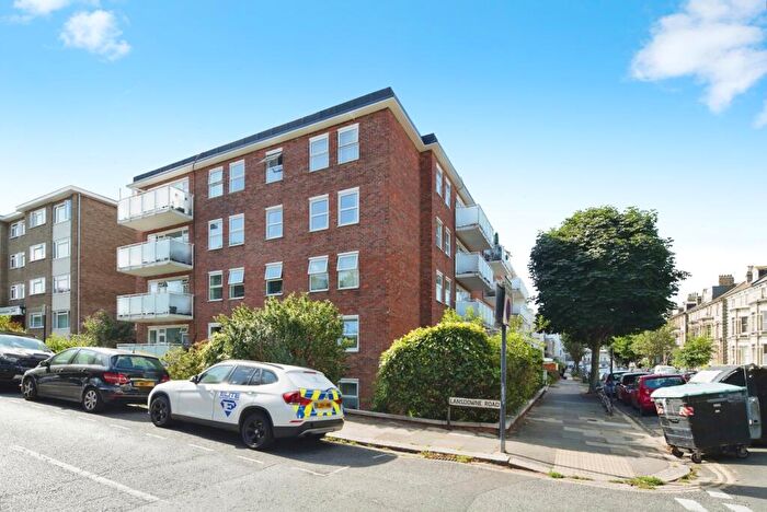 2 Bedroom Flat For Sale In Salisbury Road, Hove, East Sussex, BN3