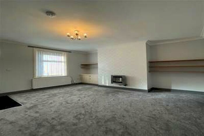 2 Bedroom House To Rent In Boundary Street, Burnley, BB10