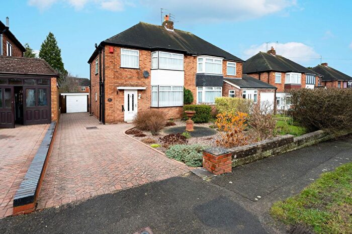 3 Bedroom Semi-Detached House For Sale In Kingswinford, Ridge Road, DY6