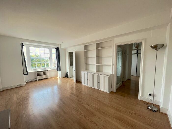1 Bedroom Flat To Rent In Kensington Park Road, Notting Hill Gate, London, W11