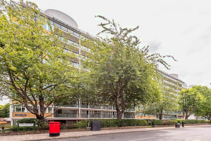 2 Bedroom Flat To Rent In Churchill Gardens, Pimlico, London, SW1V