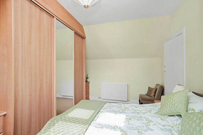 4 Bedroom Detached House For Sale In Abercorn Crescent, Willowbrae, Edinburgh, EH8