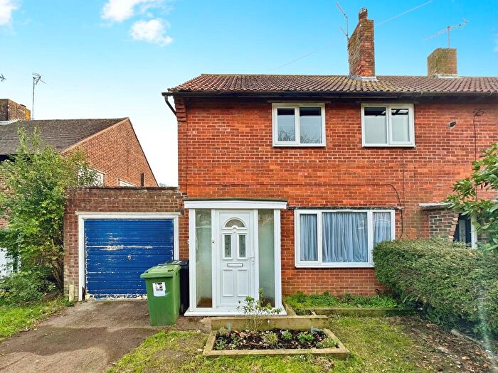 2 Bedroom End Of Terrace House To Rent In Pulborough Avenue, BN22