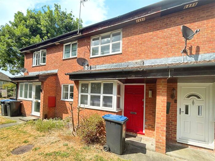 1 Bedroom Terraced House To Rent In Cypress Walk, Englefield Green, TW20