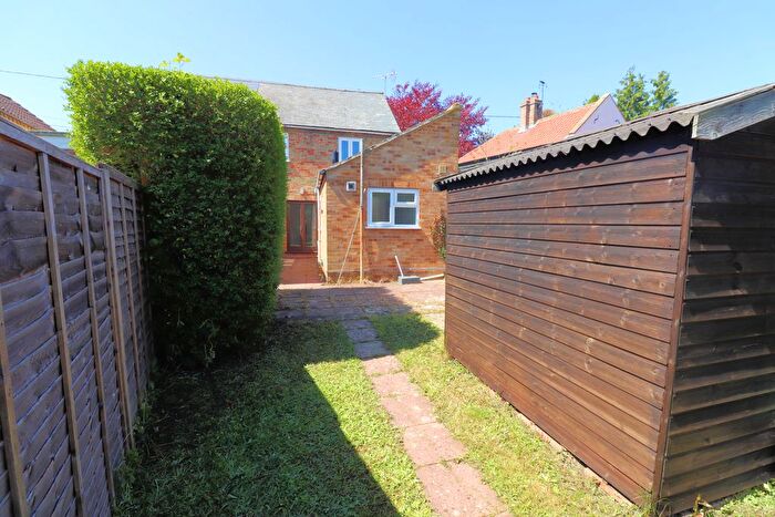 1 Bedroom Semi Detached House To Rent In Ely Road, Hilgay, PE38