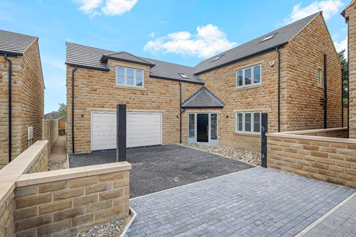 5 Bedroom Detached House For Sale In Well Lane, Clifton, Brighouse, HD6