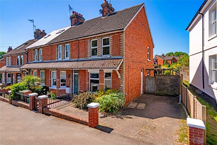 2 Bedroom Semi-Detached House For Sale In Dorset Road, Tunbridge Wells, Kent, TN2