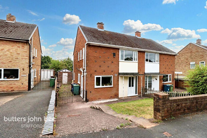 3 Bedroom Semi-Detached House For Sale In Avon Rise, Stafford, ST16