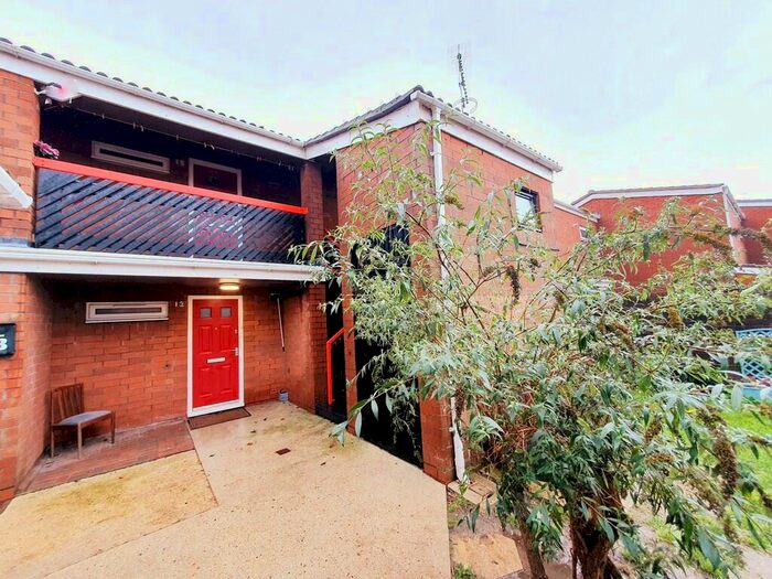 1 Bedroom Flat To Rent In Holbrook, Gosport, PO13