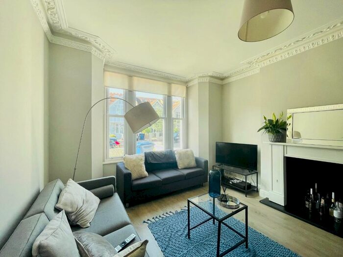 5 Bedroom Terraced House To Rent In Cumberland Road, London, W3