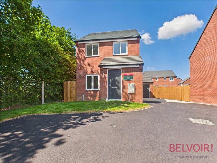 3 Bedroom Detached House To Rent In Spengler Drive, Forest Town, NG19