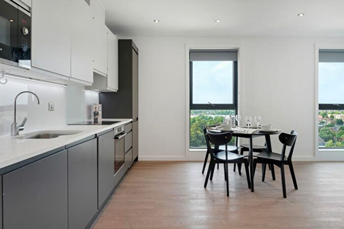 1 Bedroom Flat To Rent In Sutton Court Road Sutton, SM1