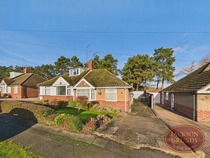 2 Bedroom Bungalow For Sale In Charnwood Avenue, Westone, NN3