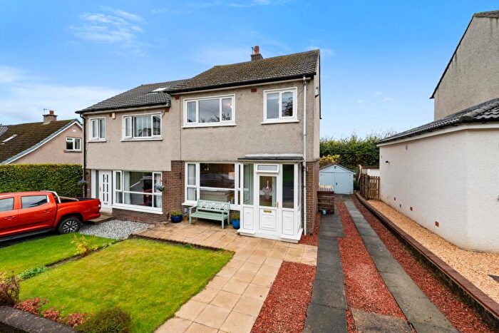 3 Bedroom Semi-Detached House For Sale In Burnbrae Avenue, Bearsden, G61
