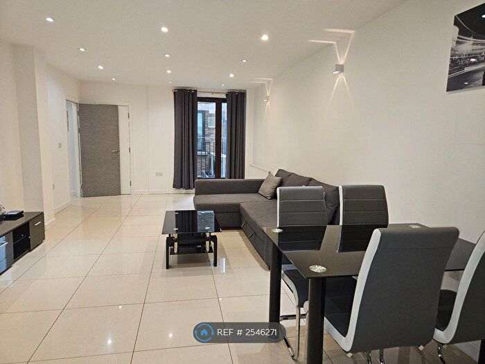 1 Bedroom Flat To Rent In Old Street, London, EC1V