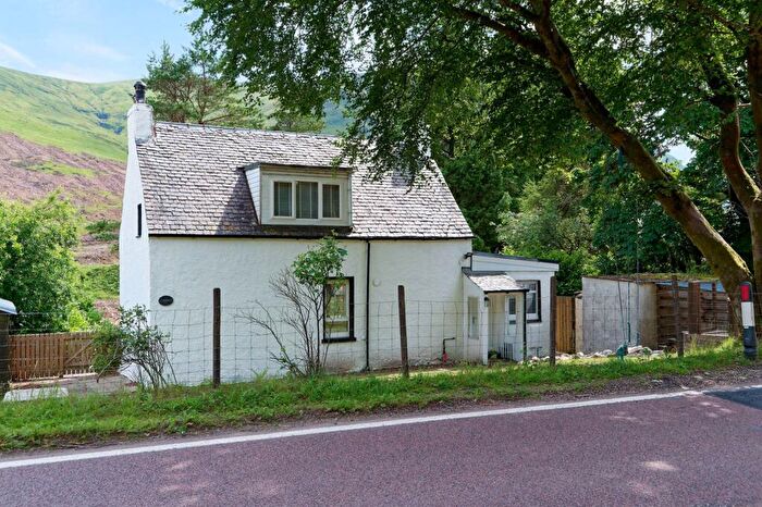 2 Bedroom Cottage For Sale In An Tigh Beag, Arrivain, Tyndrum, FK20