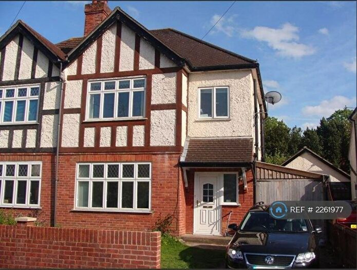 3 Bedroom Semi-Detached House To Rent In Westrow Gardens, Southampton, SO15