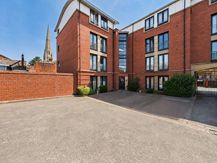 2 Bedroom Flat For Sale In St. Marys Street, Worcester, Worcestershire, WR1
