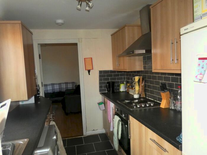2 Bedroom Flat To Rent In Mowbray Street, Heaton, Newcastle Upon Tyne, NE6