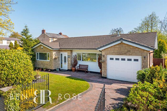 3 Bedroom Detached Bungalow For Sale In Liverpool Road, Walmer Bridge, Preston, PR4